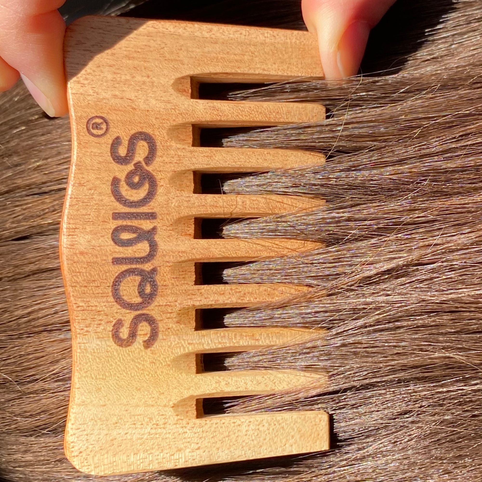 Squiggly Neem Comb